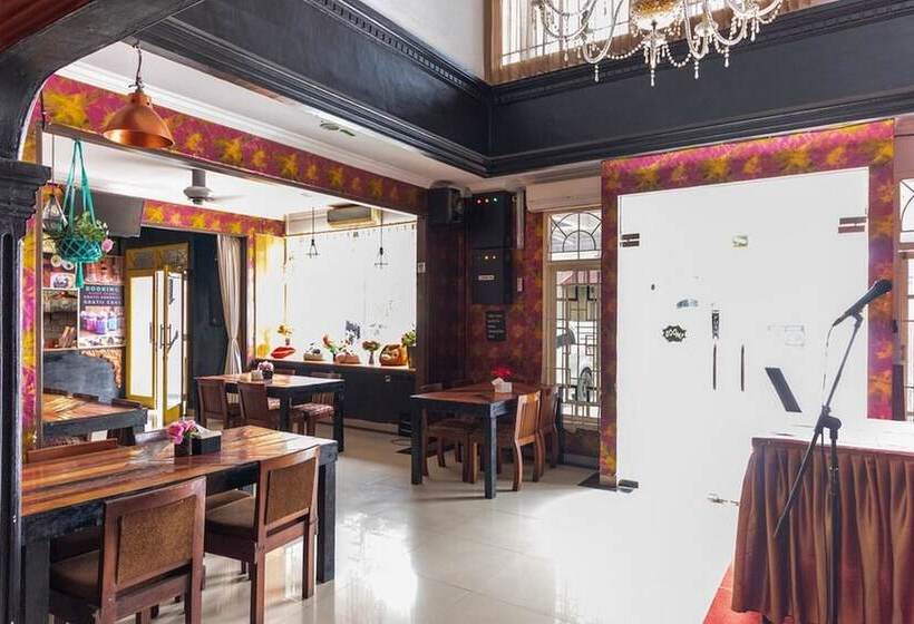 酒店 Reddoorz @ Jalan Mojopahit Medan