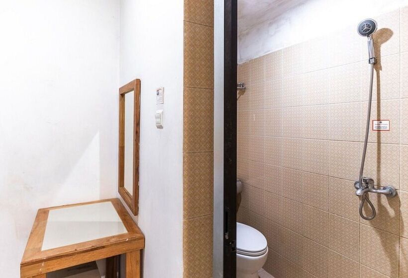 酒店 Reddoorz @ Jalan Mojopahit Medan