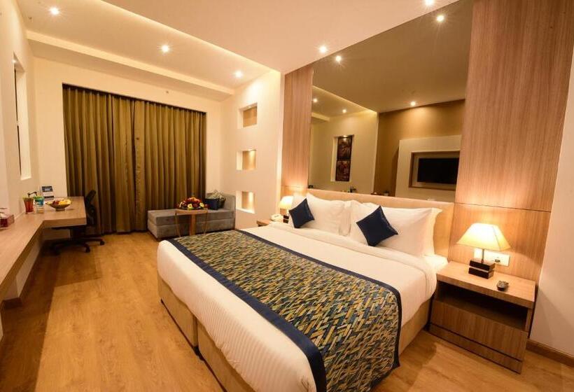 ホテル Surestay Plus By Best Western Amritsar