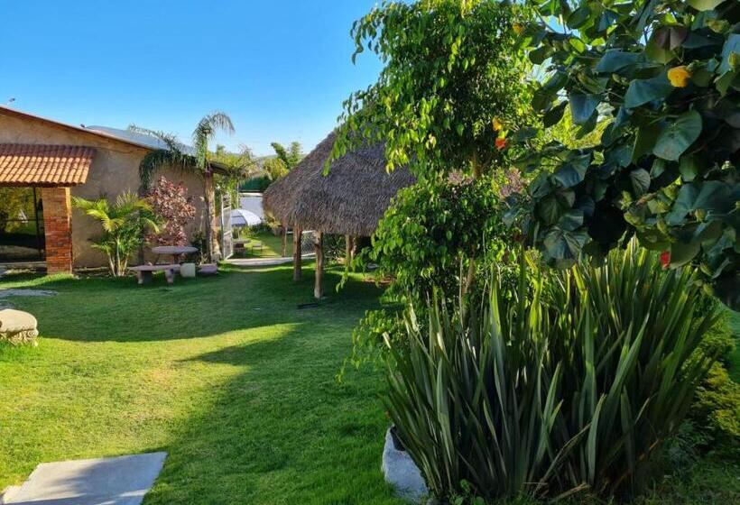 هتل Villas Mariposas