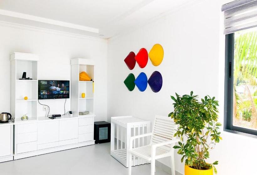 پانسیون Friends Gay House  , Club, Sauna