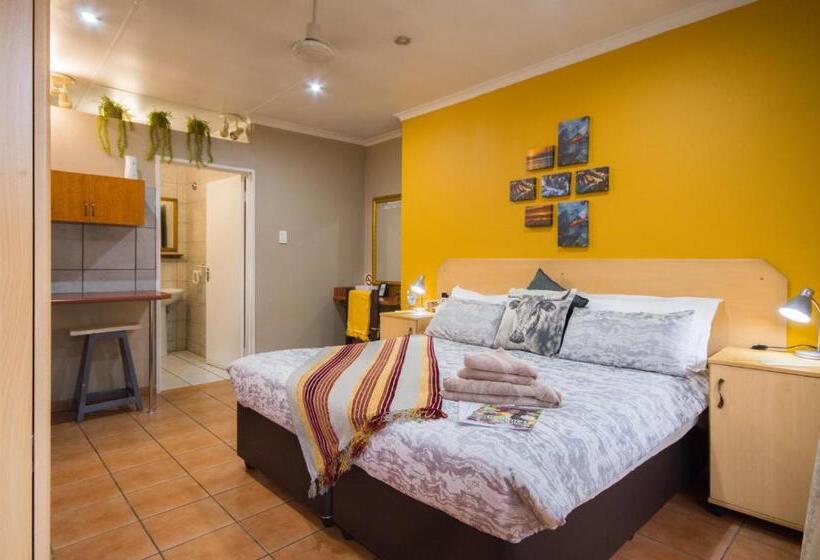 פנסיון Marle  Lodge