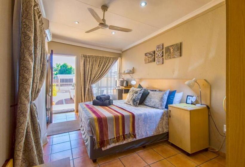 פנסיון Marle  Lodge