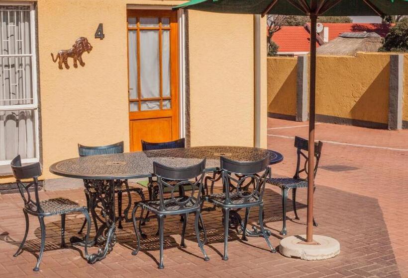 פנסיון Marle  Lodge