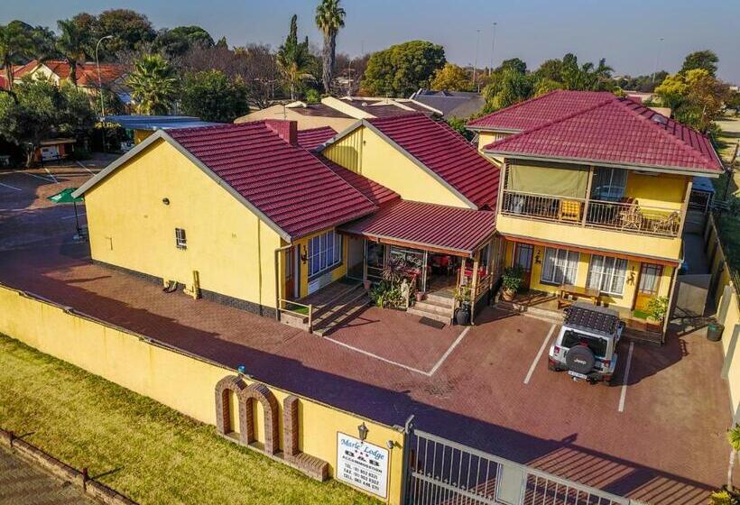 פנסיון Marle  Lodge