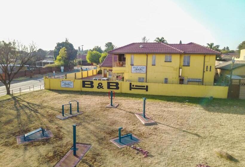 פנסיון Marle  Lodge