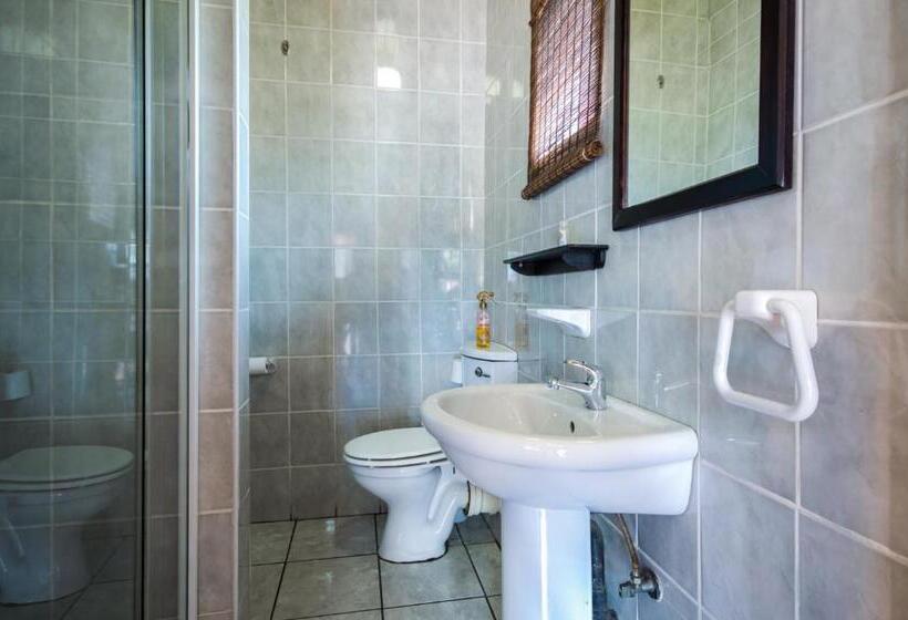 פנסיון Marle  Lodge