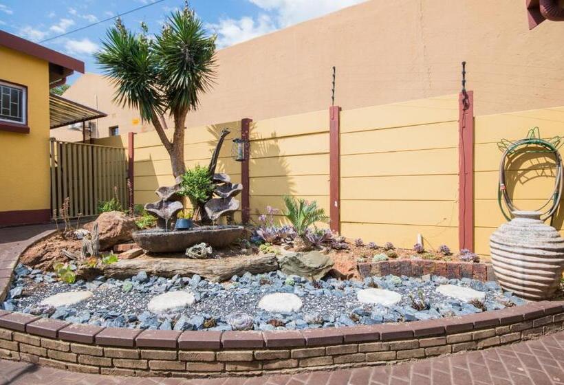 פנסיון Marle  Lodge