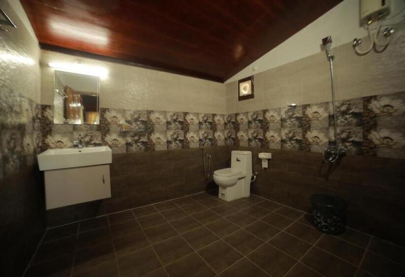 استراحتگاه Sherly Cottages