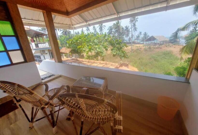 استراحتگاه Sherly Cottages