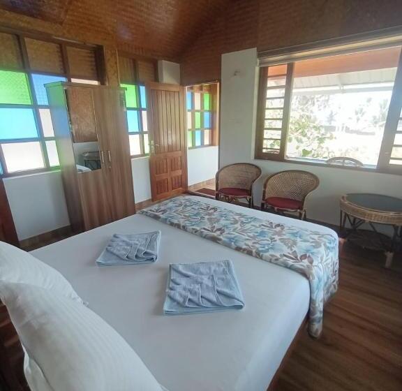 استراحتگاه Sherly Cottages