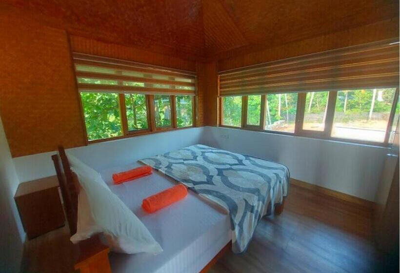 استراحتگاه Sherly Cottages