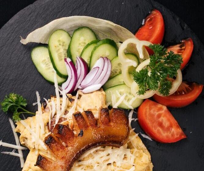 Areo Hotel & Restaurant