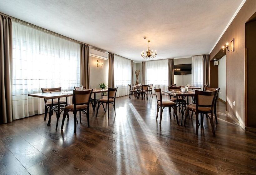 Areo Hotel & Restaurant