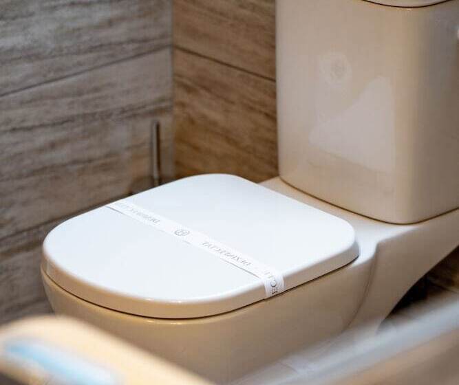 Areo Hotel & Restaurant