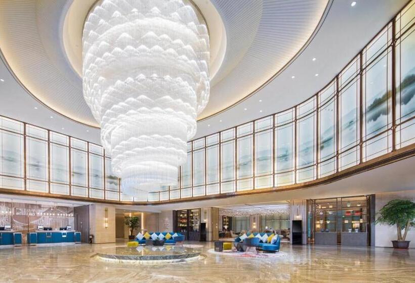 Отель Auto City Ruili