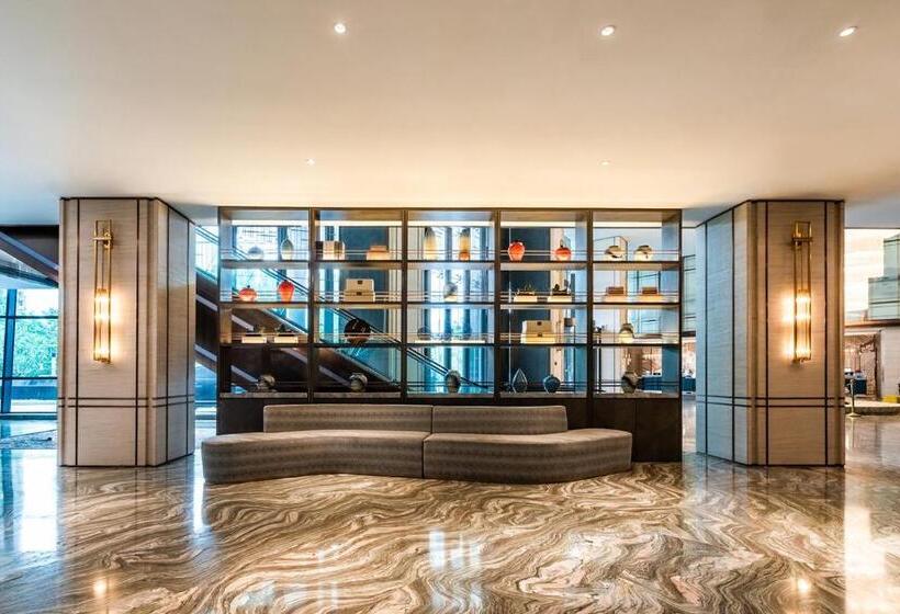 Отель Auto City Ruili