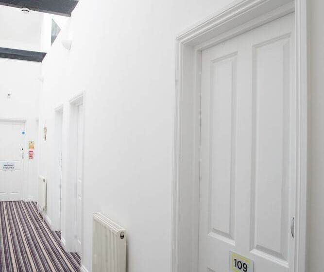 酒店 Beckenham High Street