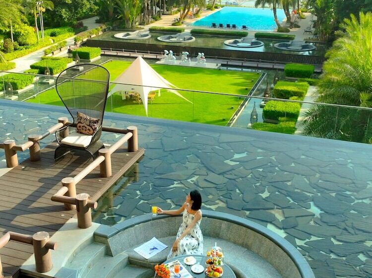 Hotel Doubletree By Hilton Shanwei