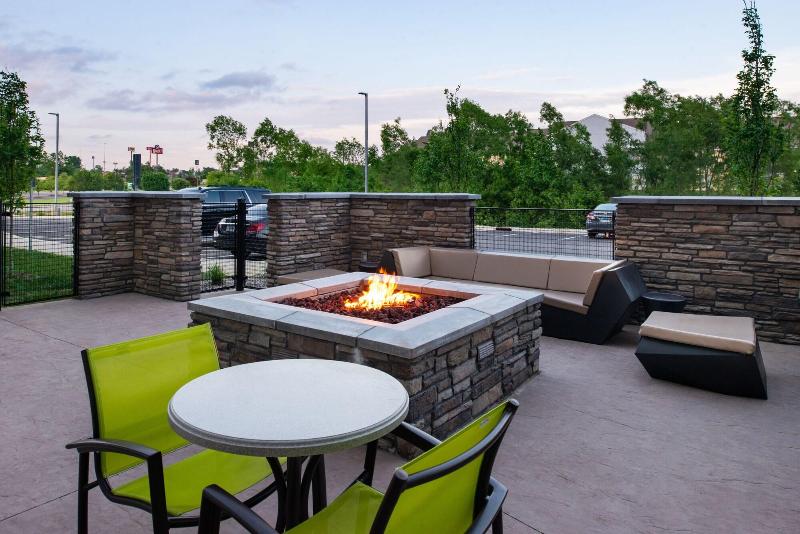 בית מלון כפרי Springhill Suites By Marriott Elizabethtown