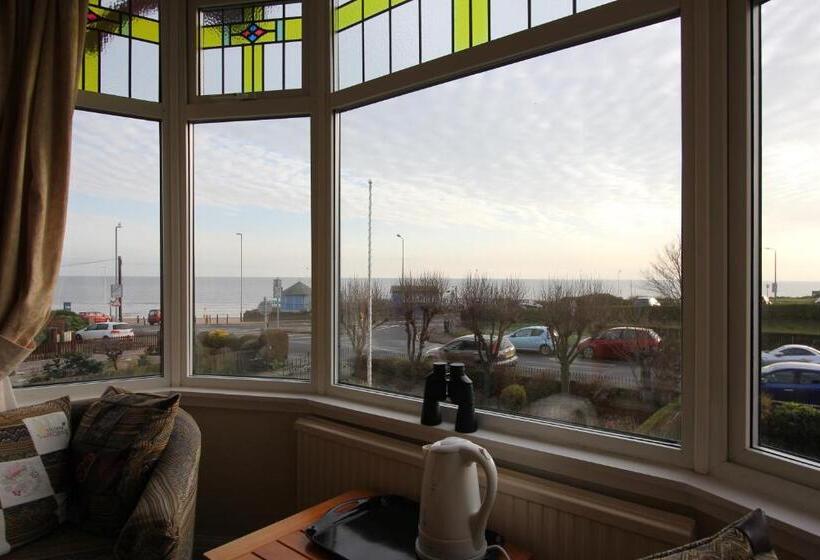 بنسيون Bay Court