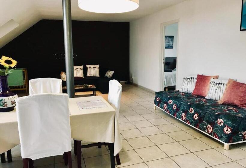 膳宿费 Fantasia A Spacious Beautiful Apartment & Affordable