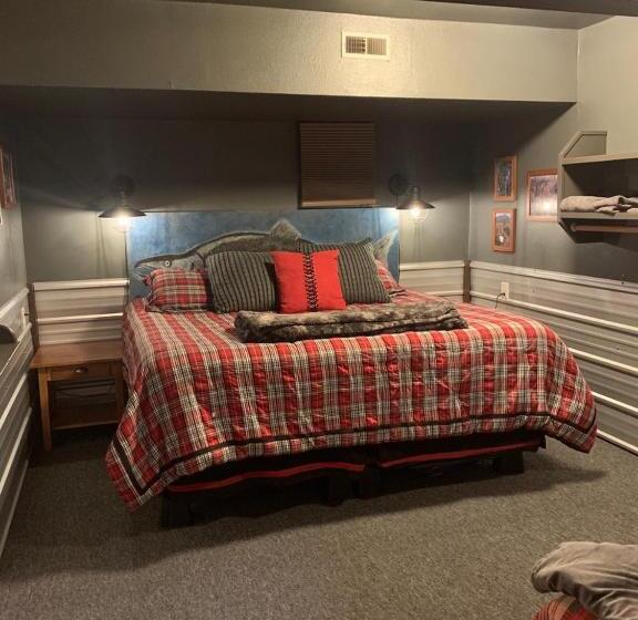 فندق صغير Clam Gulch Lodge