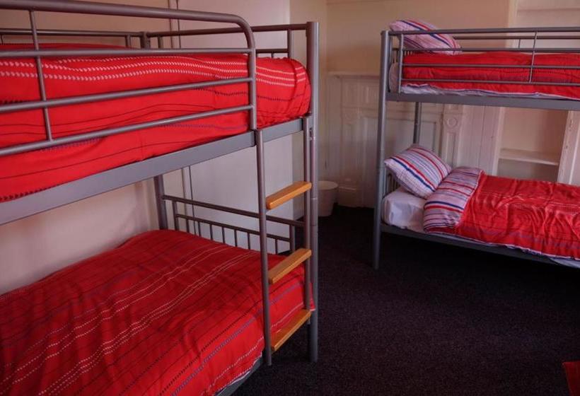הוסטל Newbrough Bunkhouse