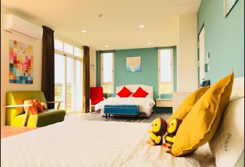 تختخواب و صبحانه Full Moon Resort