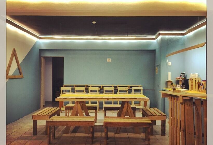 Hostel Morenita Linda