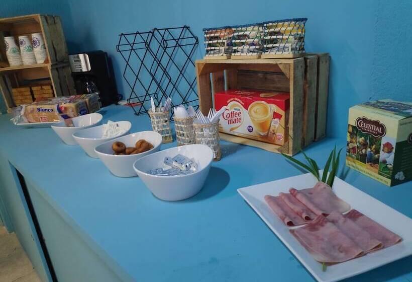 Hostel Morenita Linda