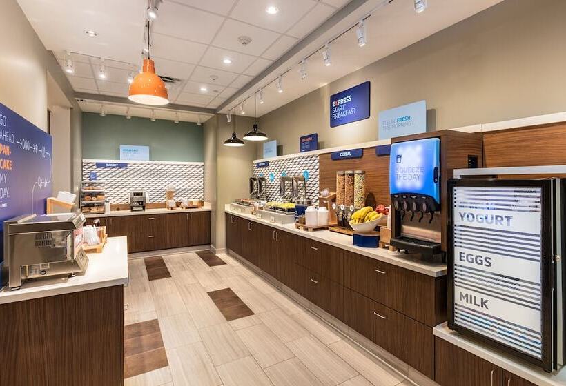 فندق Holiday Inn Express & Suites   Moreno Valley   Riverside, An Ihg