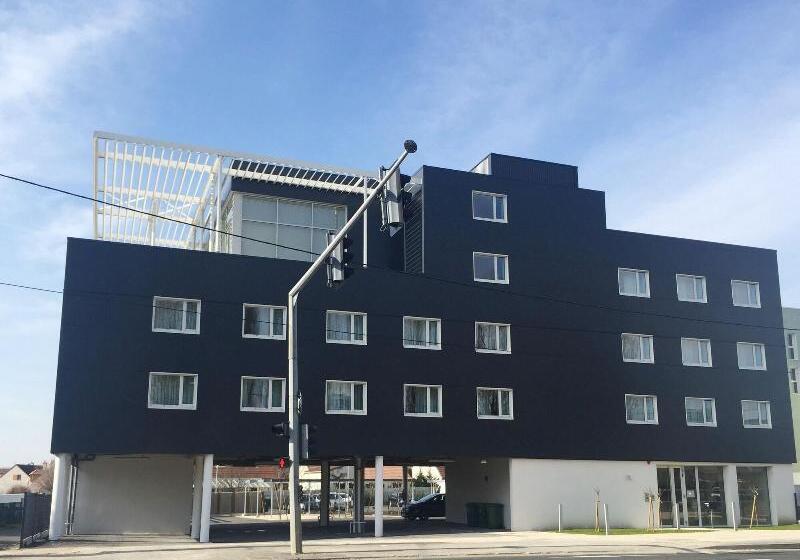 ホテル Les 3 Vallees