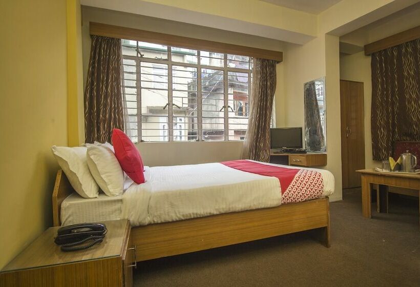 Hotel Oyo 23349 Totola Inn