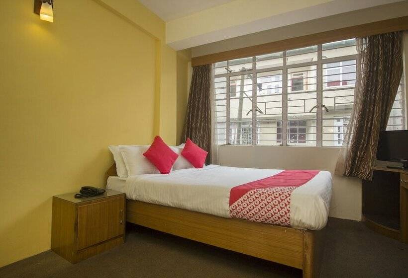 Hotel Oyo 23349 Totola Inn