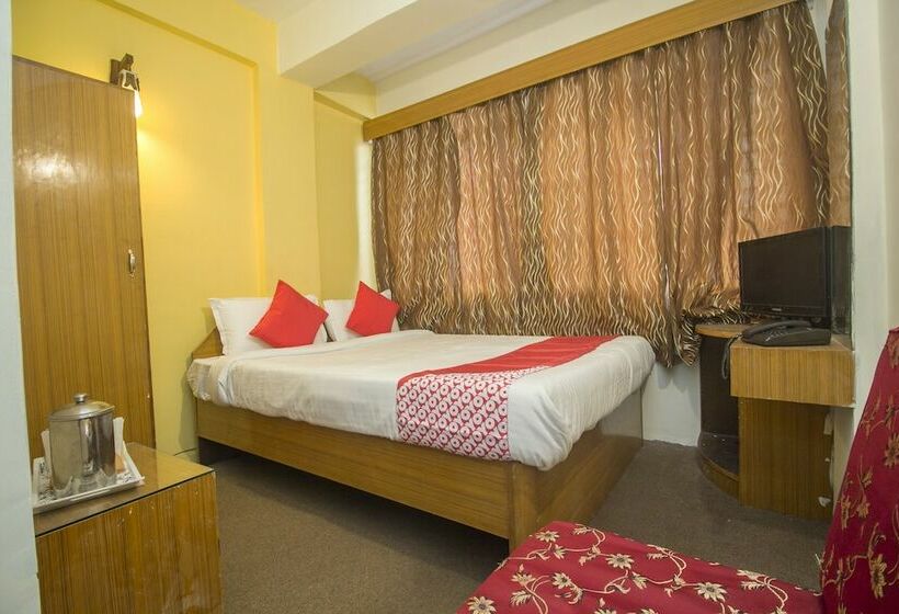 Hotel Oyo 23349 Totola Inn