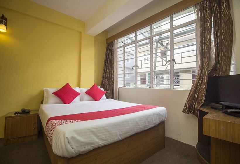 Hotel Oyo 23349 Totola Inn