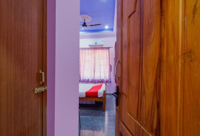 בית מלון כפרי Oyo 24967 The Grand Diamond