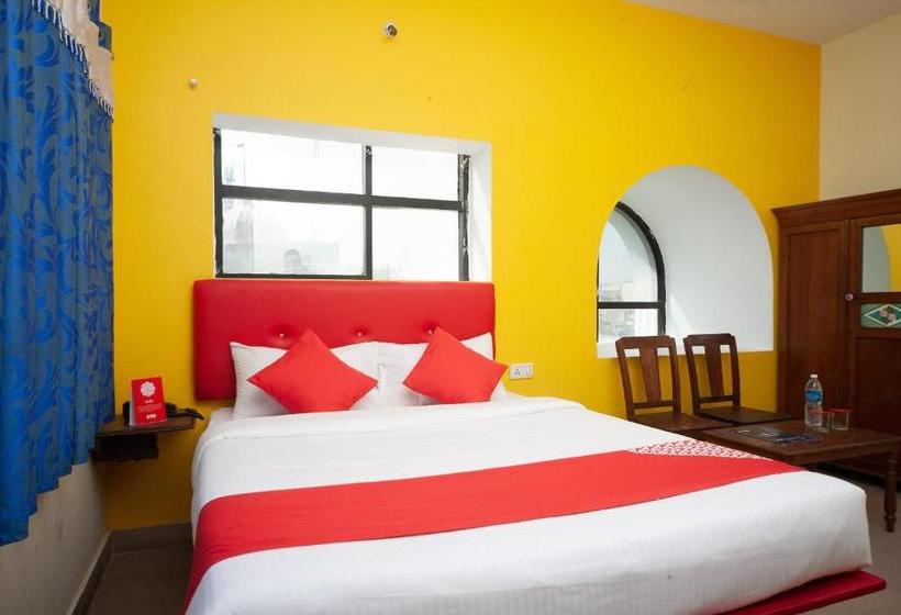 Hotel Oyo 26168 The Clock Tower