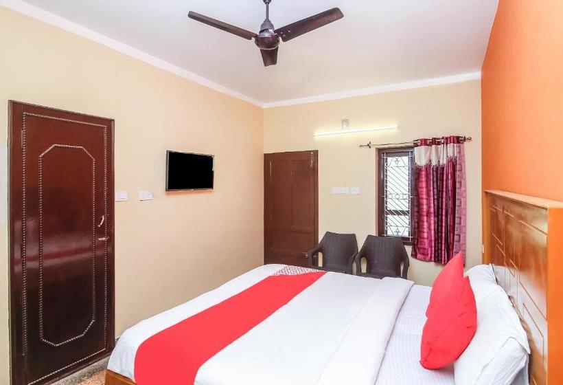 فندق Oyo 26607 Sri Subbiah Inn