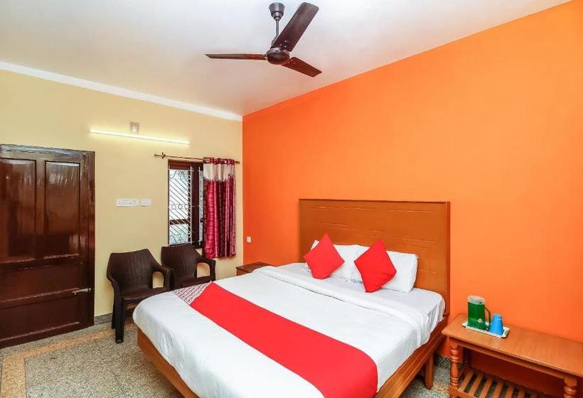 فندق Oyo 26607 Sri Subbiah Inn