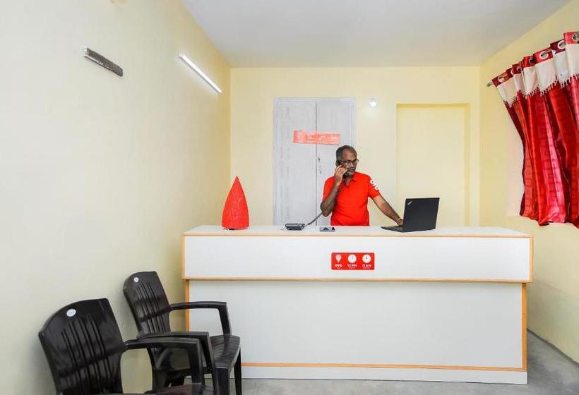 فندق Oyo 26607 Sri Subbiah Inn