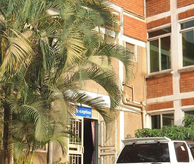 Отель Scroll Inn