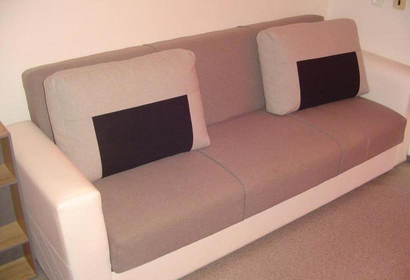 Hotelli Ubytovanie Danube