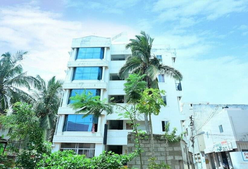 Oyo 17423 Hotel Vishnu Ram