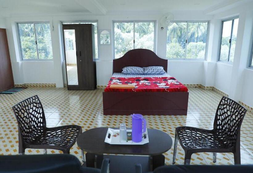 펜션 Sri Sai Holiday Inn