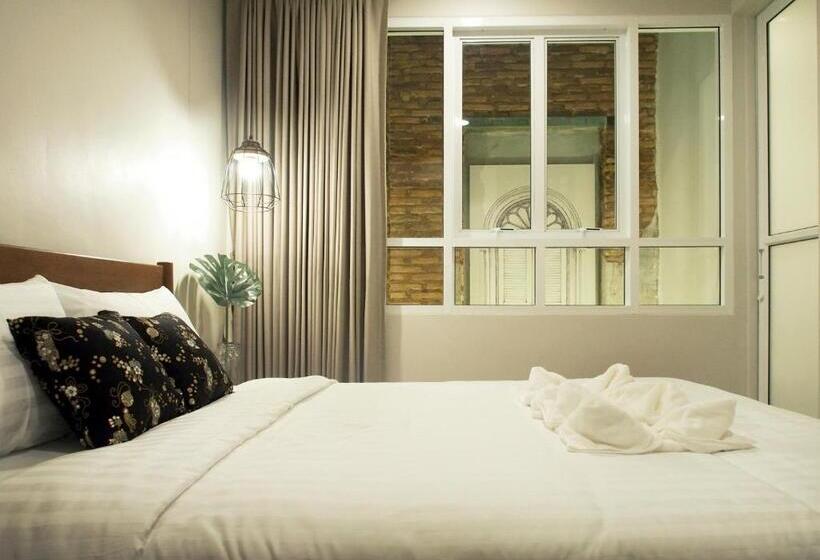 A Day Inn Ranong Hostel