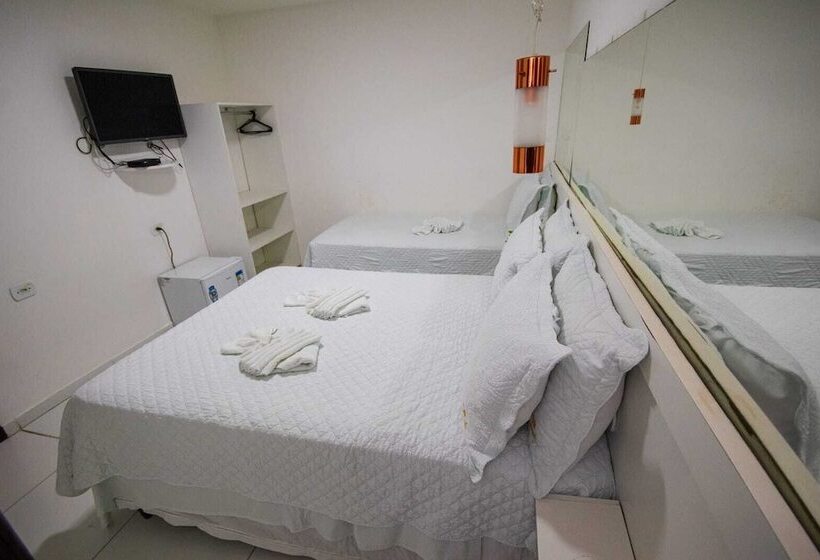 Общежитие Pousada Dos Cabanos