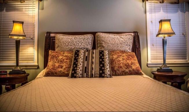 مبيت وإفطار Clark House Inn