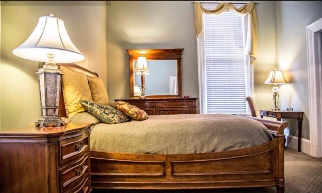 مبيت وإفطار Clark House Inn